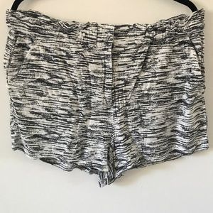 Lou and Grey Super Lightweight Shorts