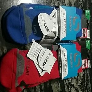 This is a bundle! 3 pairs of Sondico soccer socks!