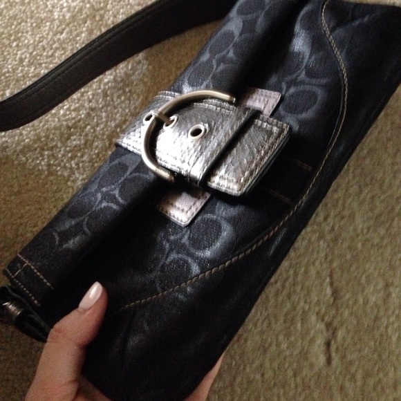 Authentic Coach Purse - Picture 2 of 5