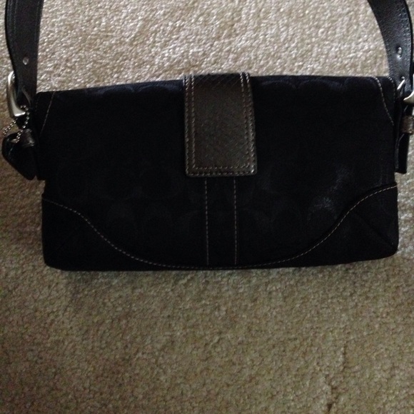 Authentic Coach Purse - Picture 3 of 5