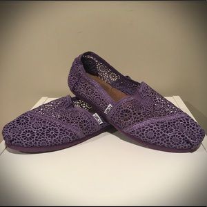 TOMS Classic Slip-On Crochet Purple