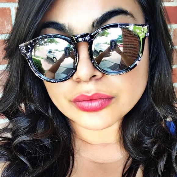 😱LOWBALL ME "Storm" Marble High Fashion Sunnies - Picture 3 of 5