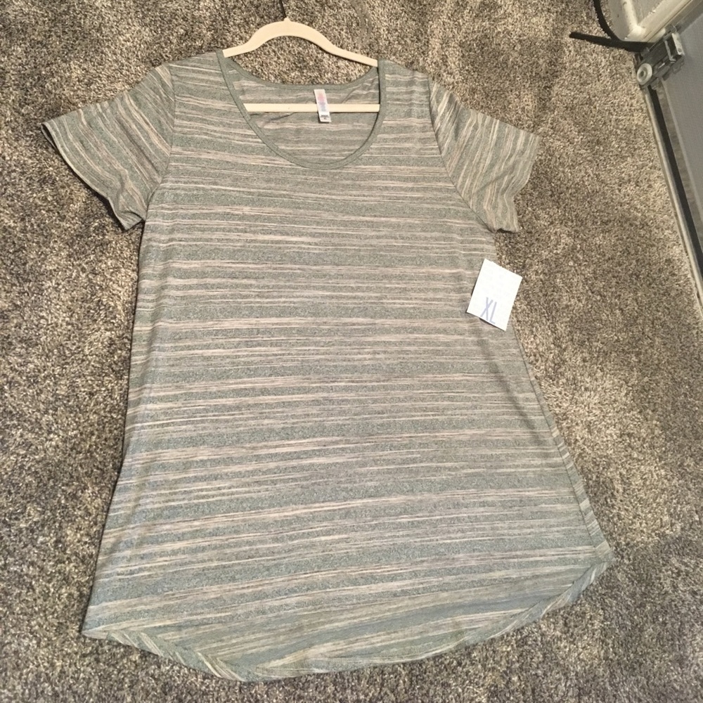 LuLaRoe classic T nwt xl