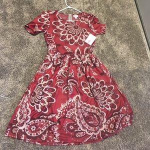 Gorgeous brand new LuLaRoe AMELIA