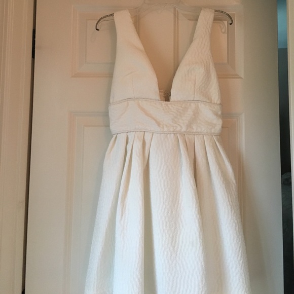 White baby doll dress - Picture 1 of 3