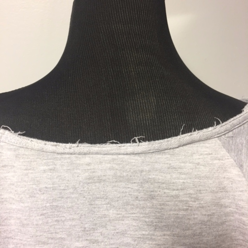 R21 Cropped Sweatshirt EUC - Picture 6 of 6