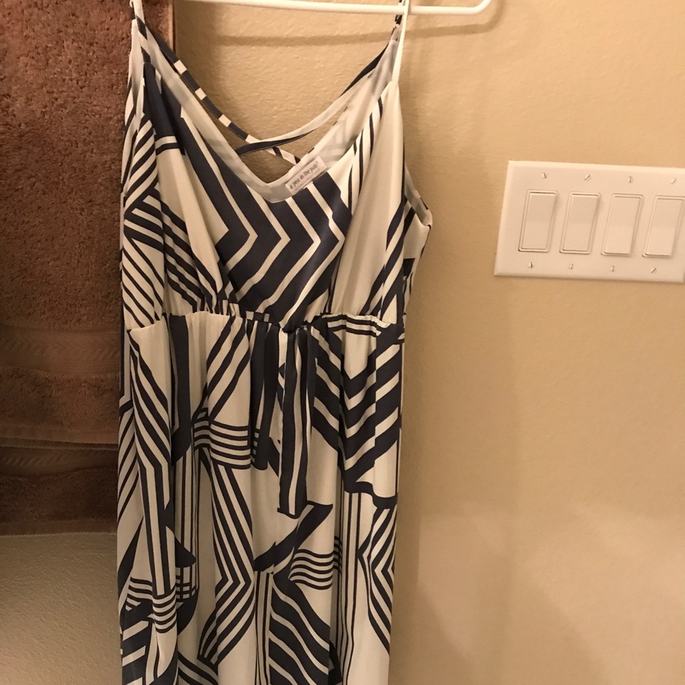 Navy and white maternity dress