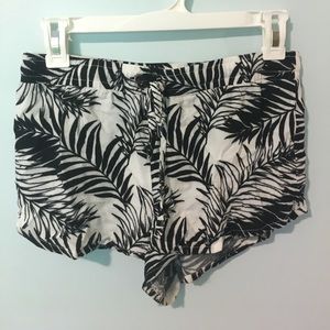 Pacsun Kendal & Kylie Printed Fabric Shorts