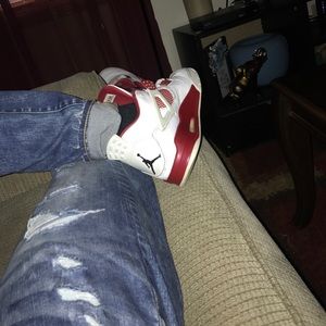 Meet your Posher, Adrian