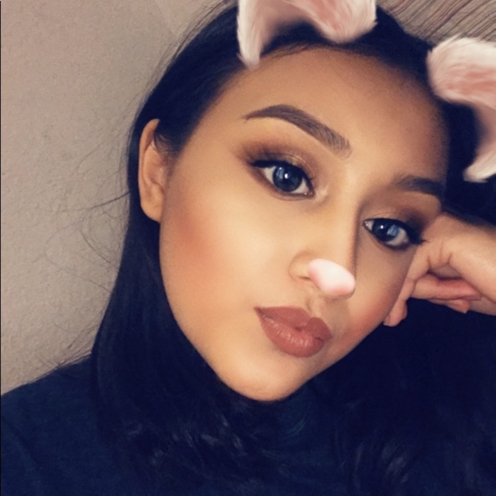 Meet your posher, Brenda 🌼