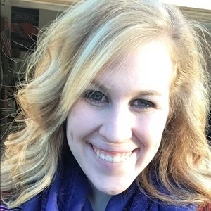 Meet your Posher, Amy