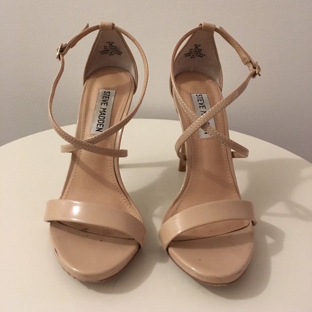 Size 5M Steve Madden Feliz Nude Heels