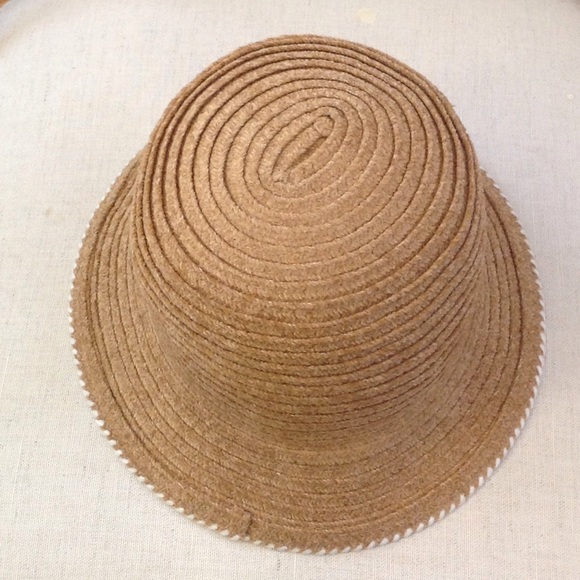 Woman's Reversible Boat Hat - Picture 5 of 5