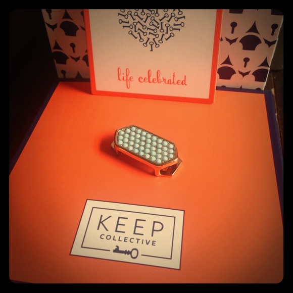 Keep Collective Charm - Picture 1 of 4