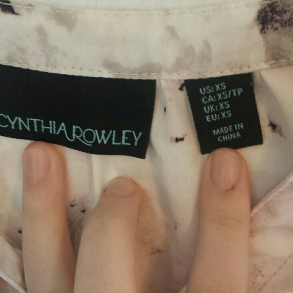 ❤Pink patterned blouse - Picture 2 of 3