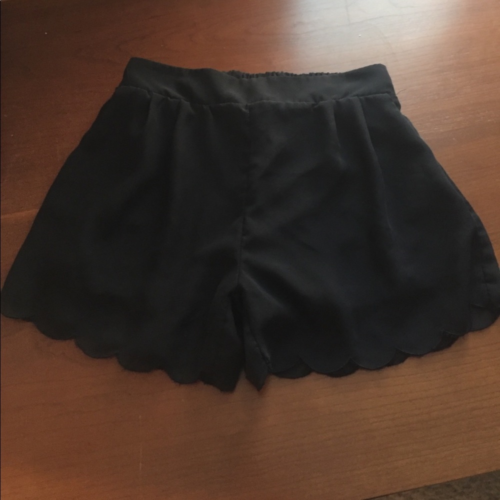 Cute black shorts