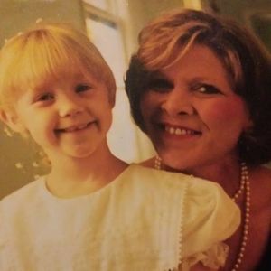 Meet your Posher, Alexis