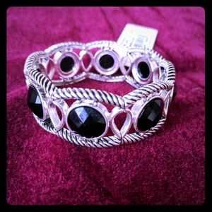 1928 Faceted Round Stretch Bracelet