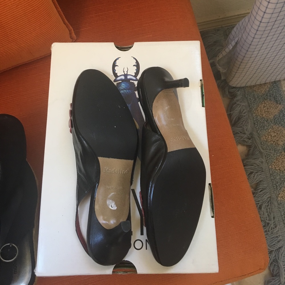 Shoes - Picture 3 of 3