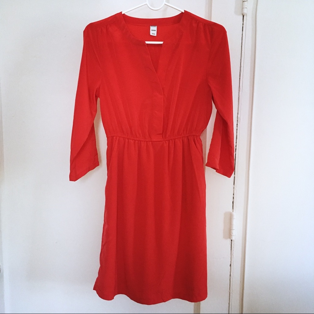 Red dress with pockets