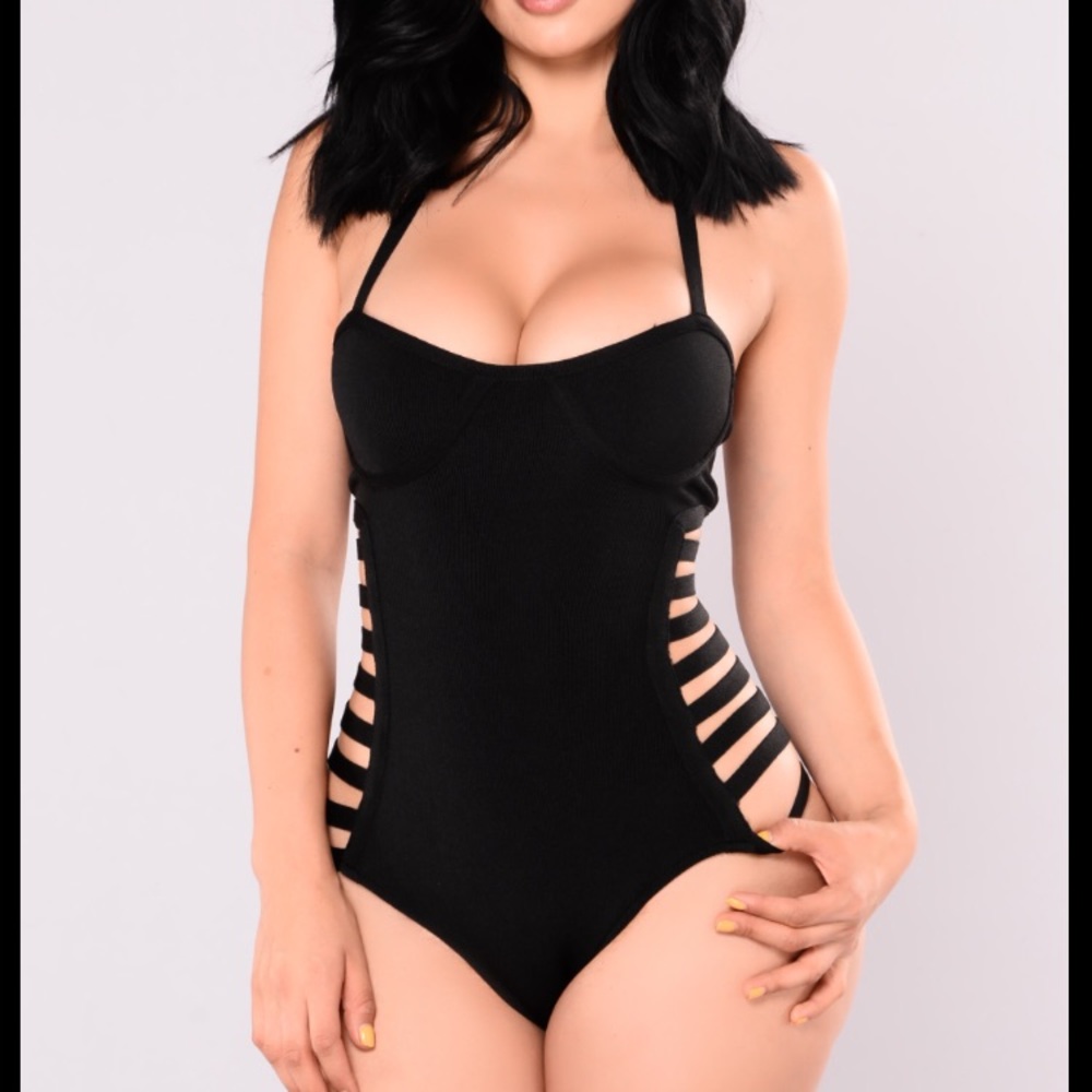 Fashion nova bathing suit