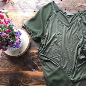 Olive Short Sleeve T-Shirt 🖤