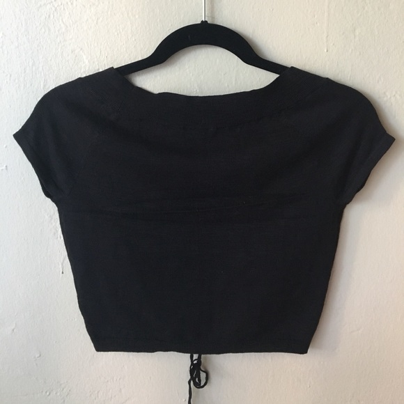 🆕 Express Ruched Crop Top - Picture 3 of 5