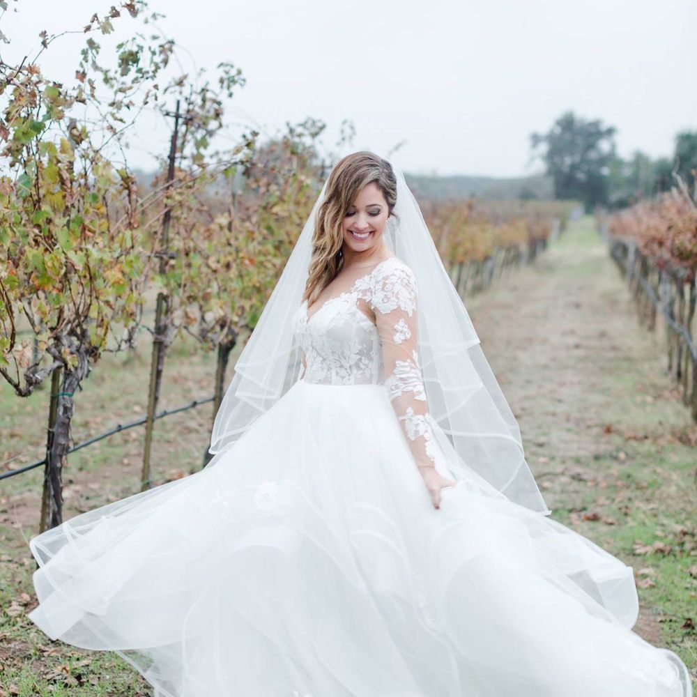 Meet your Posher, Avery