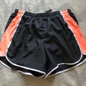 CHAMPION ATHLETE SHORTS