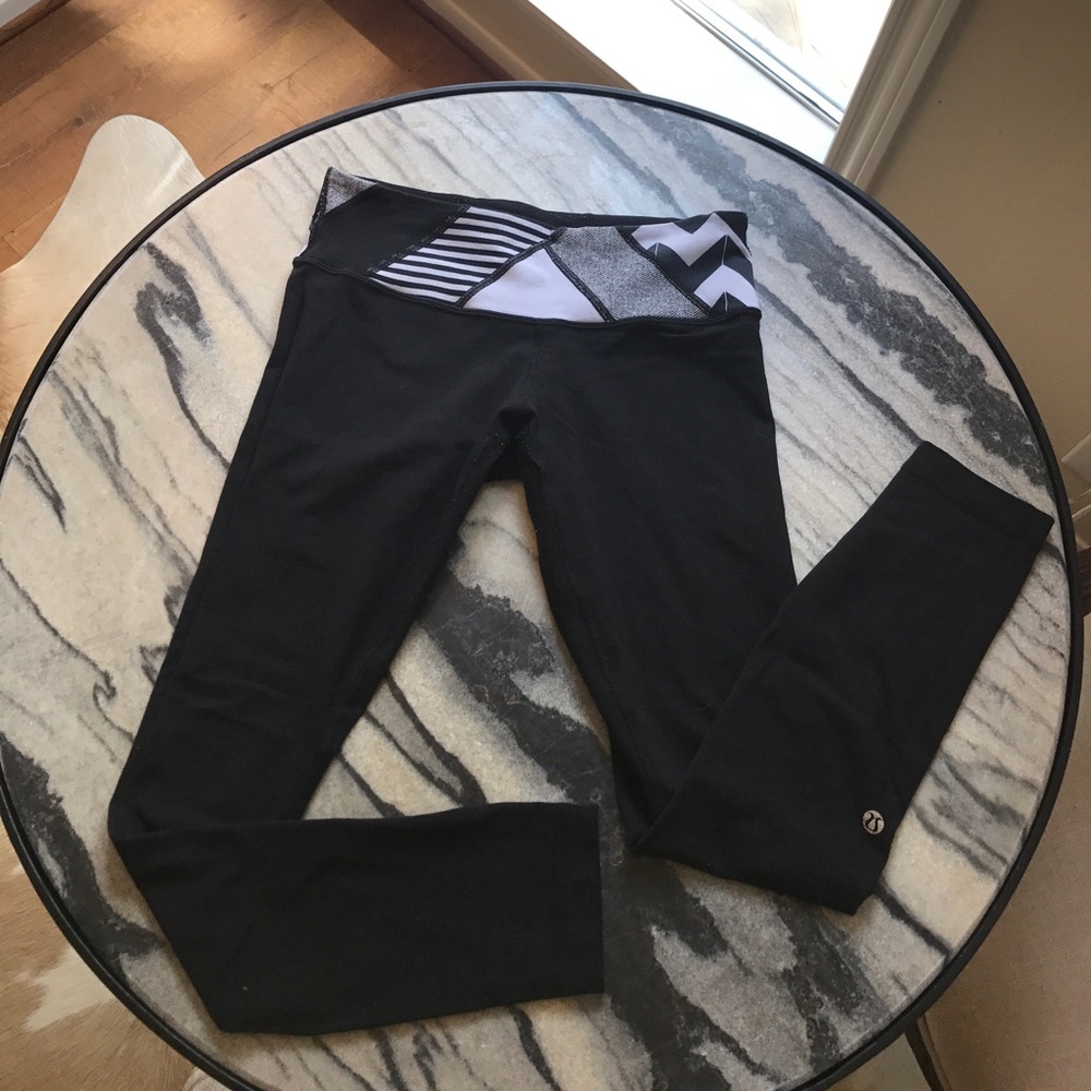 Wunder under lo-rise lululemon legging