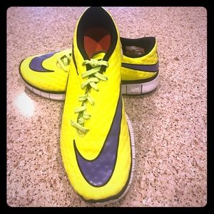 Nike Youth Free 5.0 Hypervenom Running Shoes 6Y