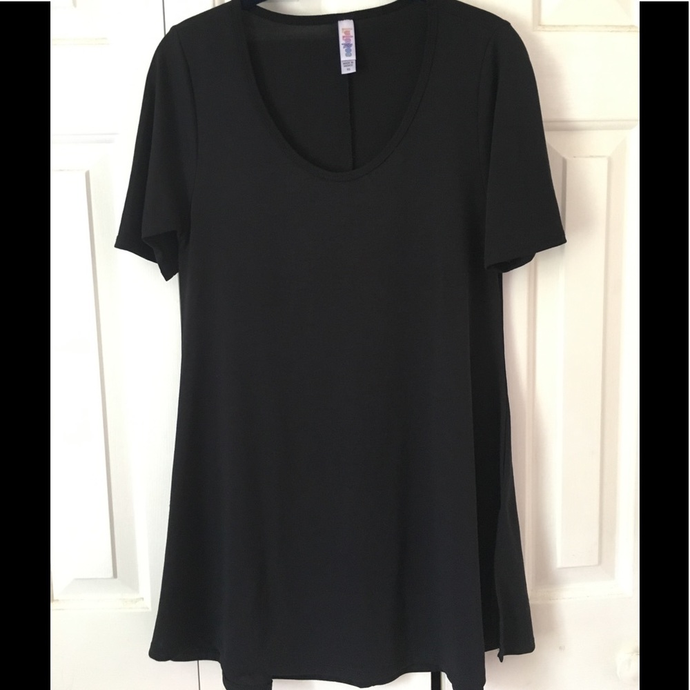LuLaRoe BLACK Perfect T