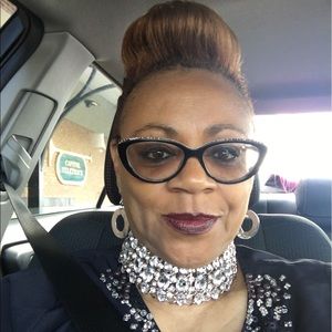 Meet your Posher, Doris