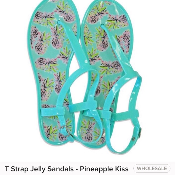 Sandles! New in package - Picture 4 of 4