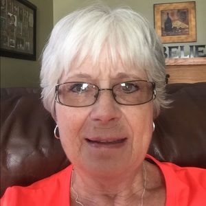 Meet your Posher, Arlene