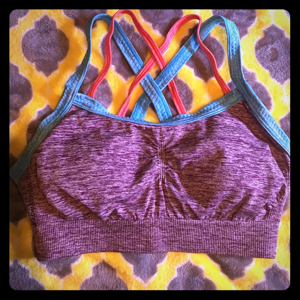 NWOT Victoria Secret VSX Sports bra size small