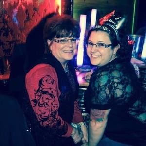 Meet your Posher, Pam