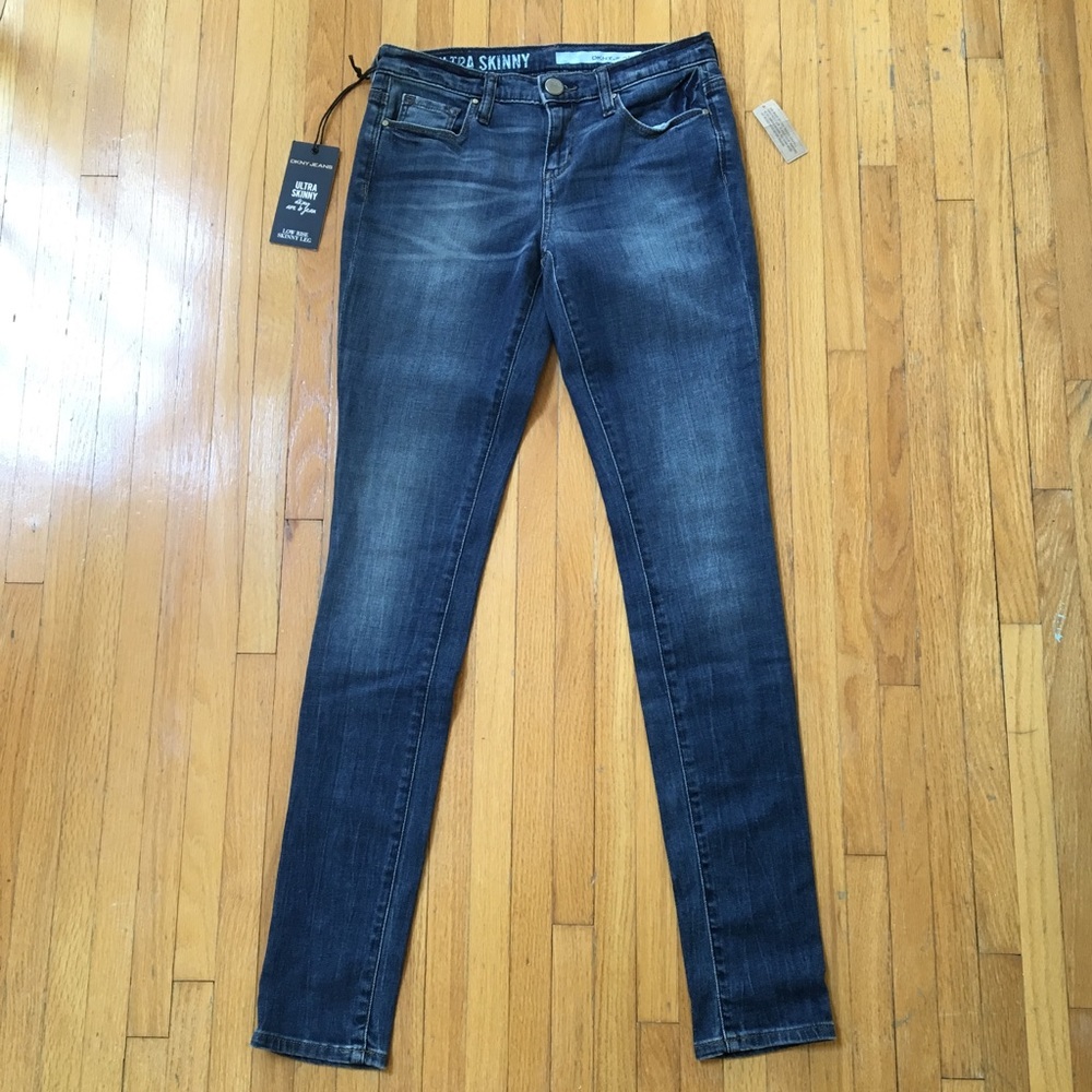 DKNY Jeans size 0.