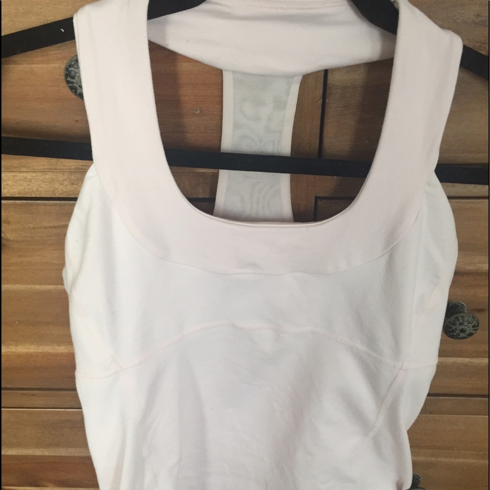 Lululemon sz 6 pink top