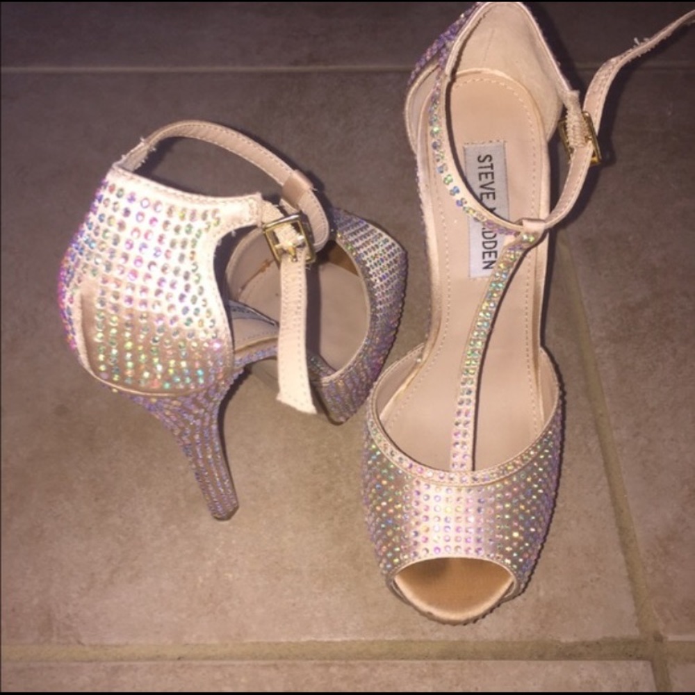 Steve Madden rhinestone shoes