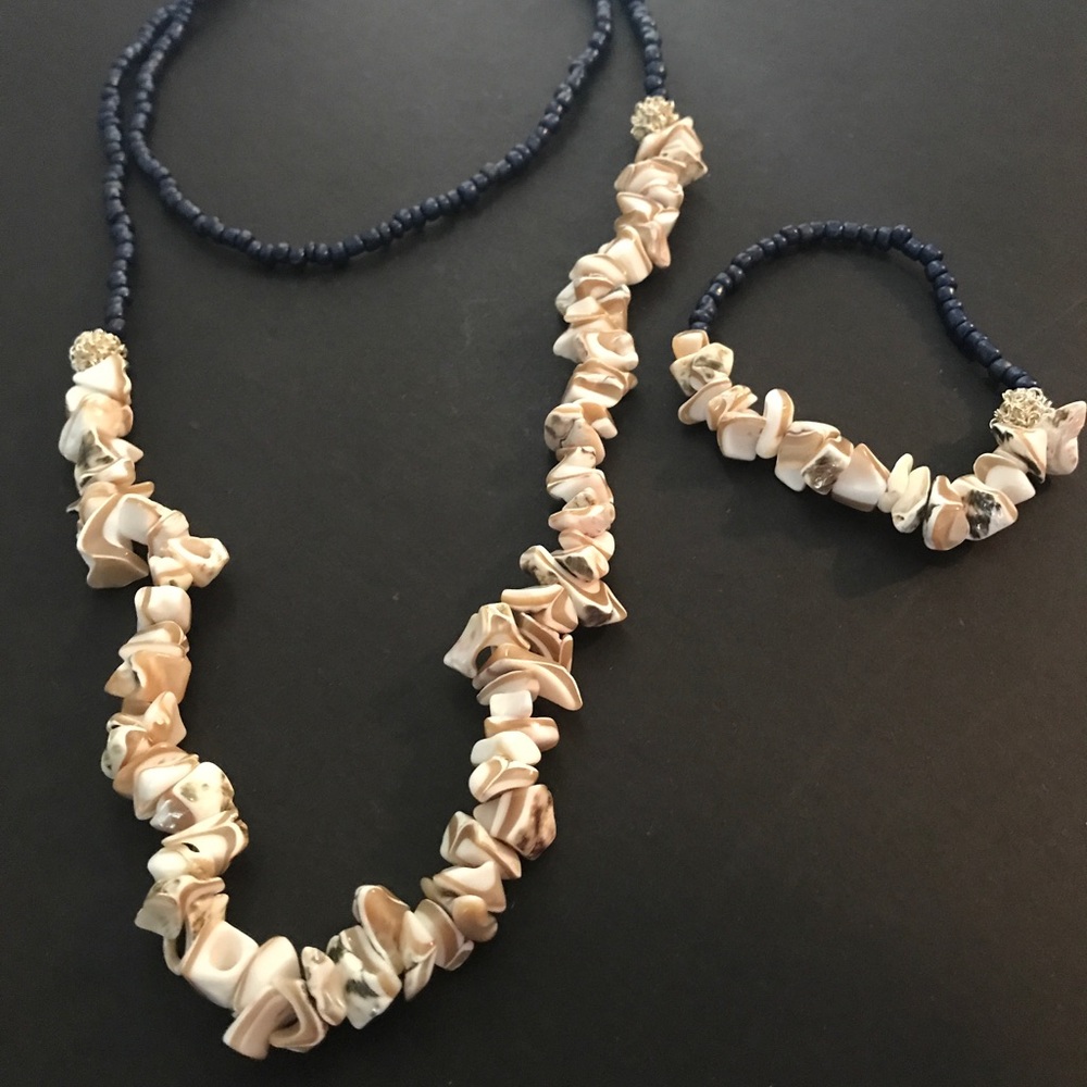 Tan/white rock neckless and bracelet set