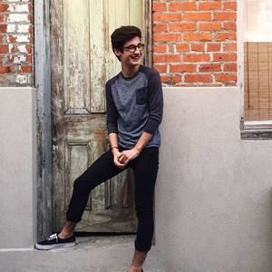 Meet your Posher, Mark