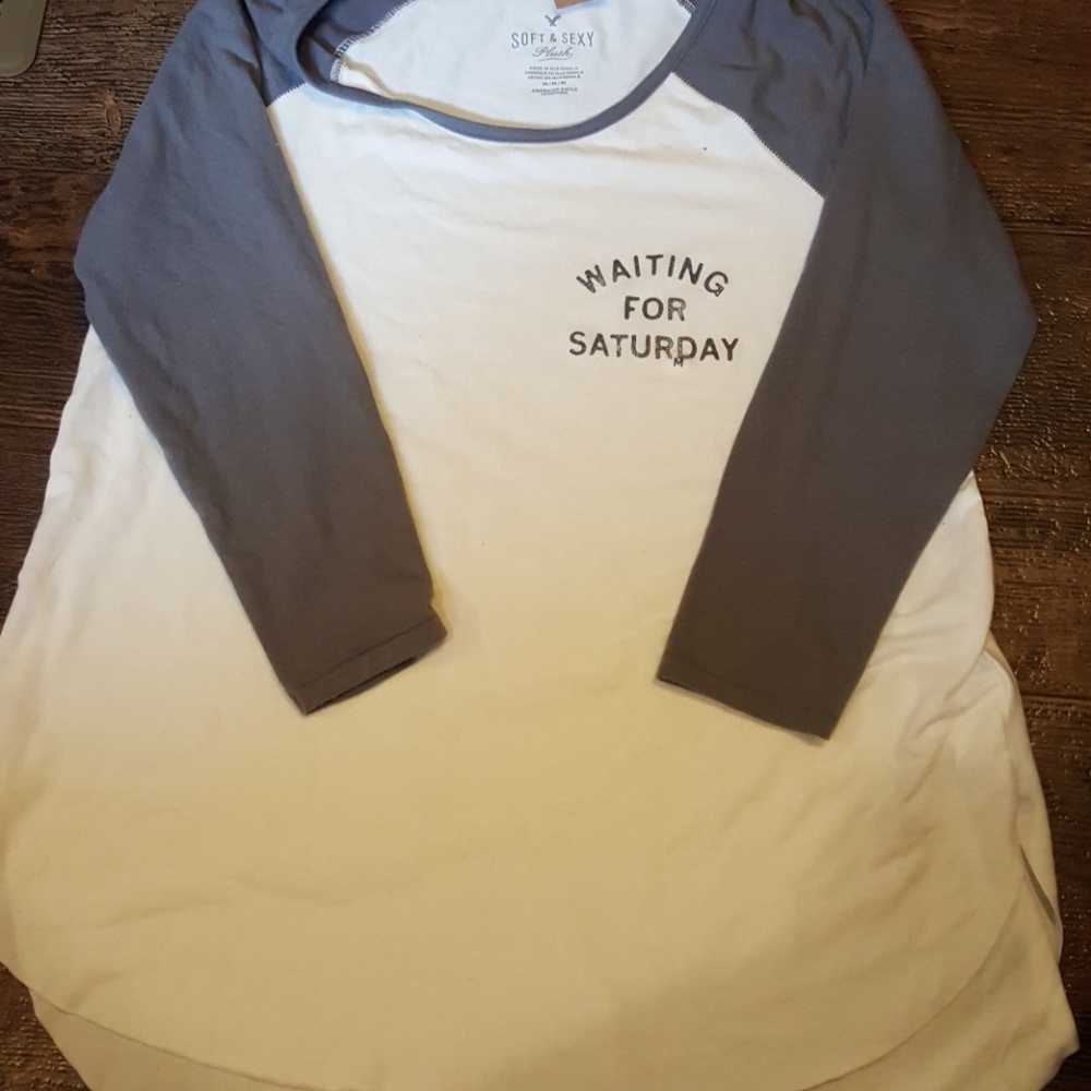 American Eagle shirt
