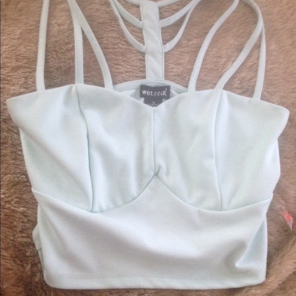 crop top