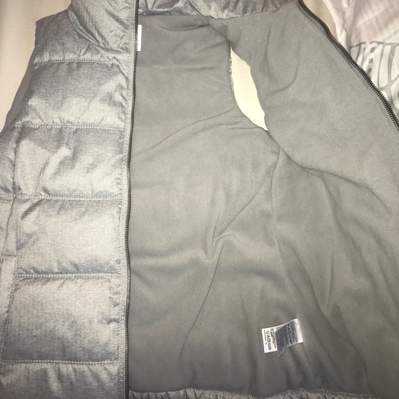 Old Navy Gray Puffer Vest - Picture 3 of 5