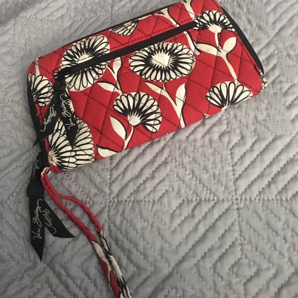 Vera Bradley wallet / wristlet