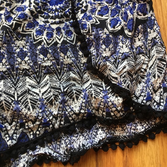 Printed romper. - Picture 3 of 4