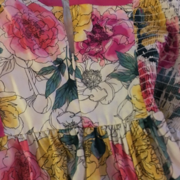 🌺Beautiful floral strapless dress Kohl’s worn once. 🌺 - Picture 5 of 7