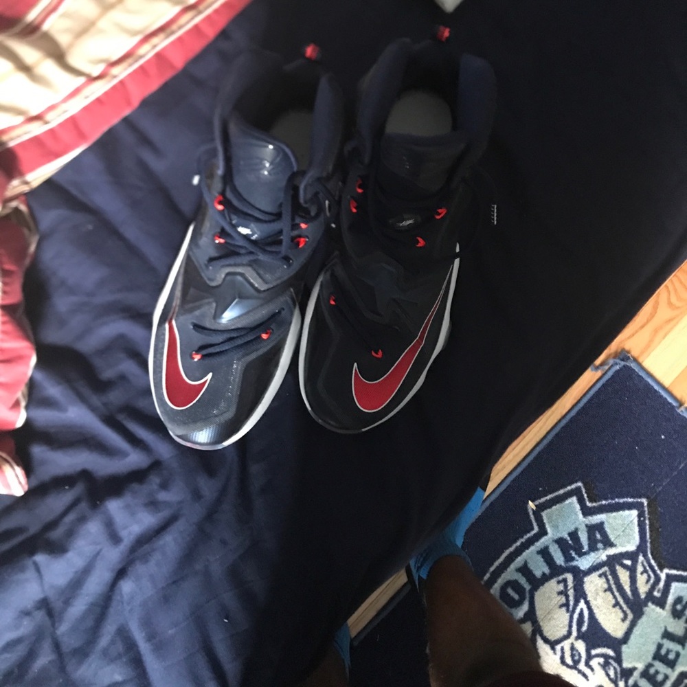 lebron 13 sz 12