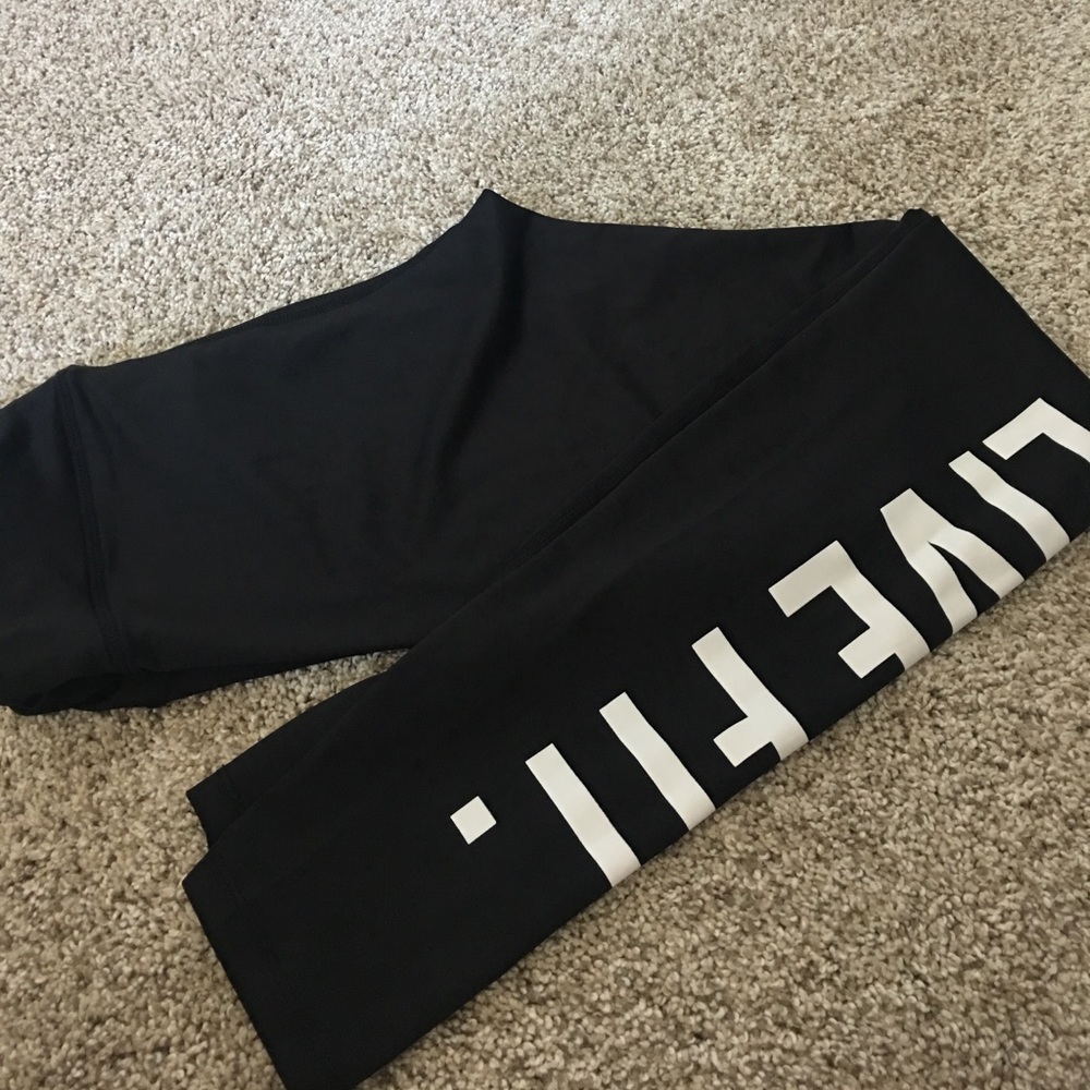 Live Fit leggings